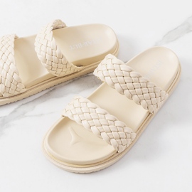 PA1 Bézs Reesal papucs 1