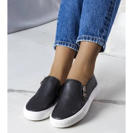 Fekete öko-bőr tornacipő a Denain cégtől 1