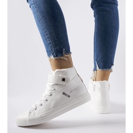 Fehér szigetelt tornacipő Big Star V274541F 1