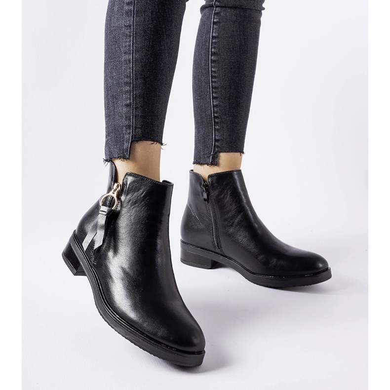 Fekete szigetelt klasszikus Corciano bokacsizma 1