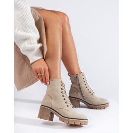 Shelovet fűzős bézs velúr bokacsizma széles sarokkal 1