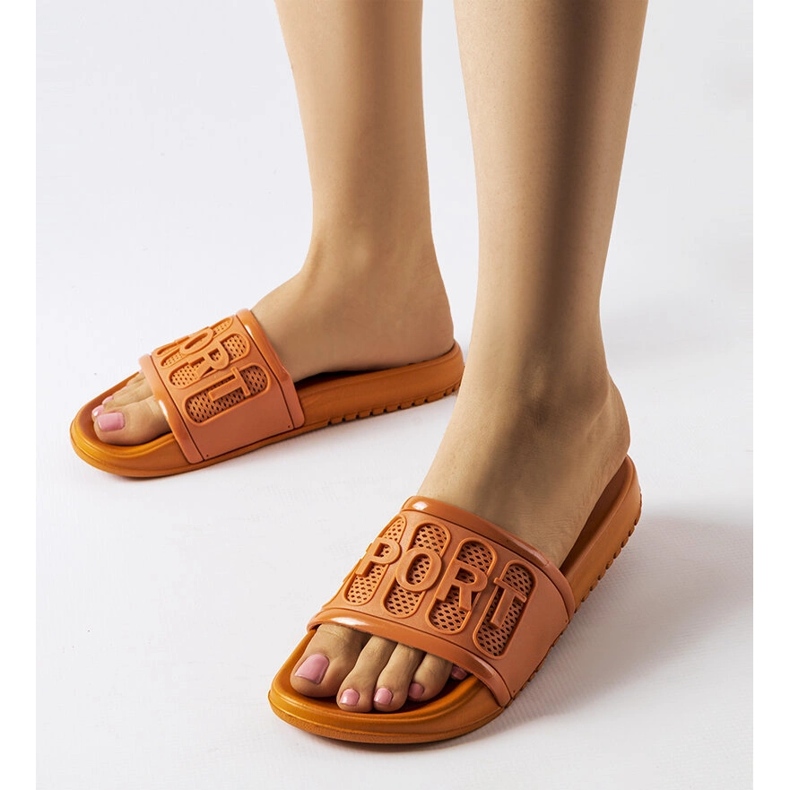 Moiariello narancssárga gumi csúszdák 1