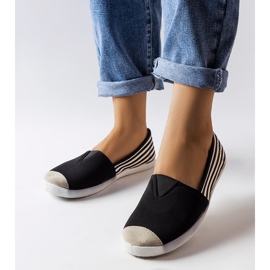 Fekete textil tornacipő a Harlee-től 1