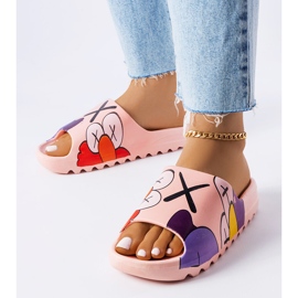 Rózsaszín flip-flop futófelülettel és Lindale mintával 1 Rózsaszín flip-flop futófelülettel és Lindale mintával 1