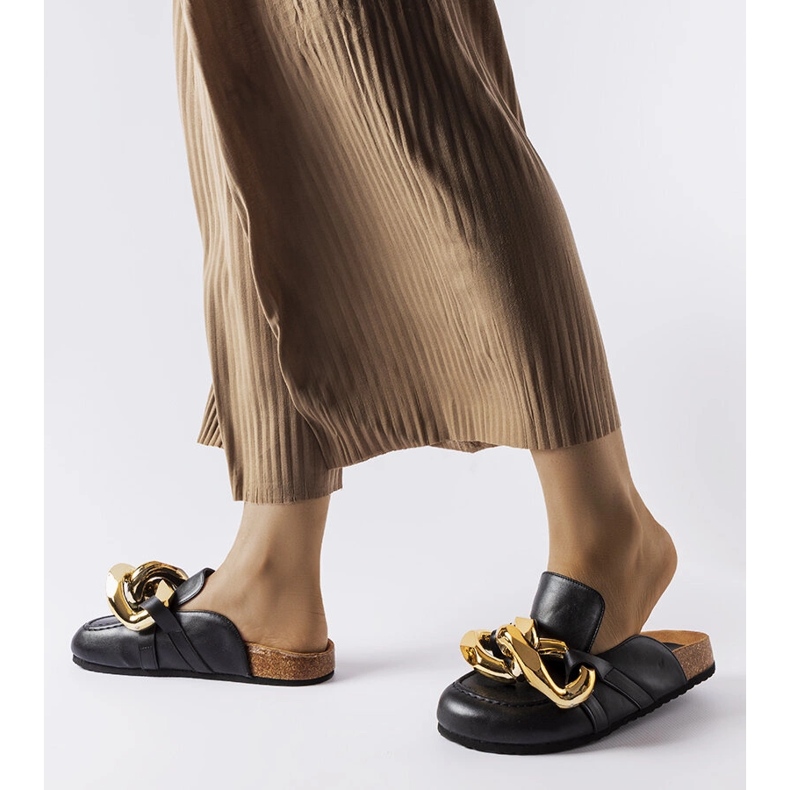 Fekete lánccsúszkák a Christelle-től 1