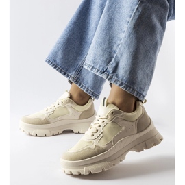 Bézs színű vaskos tornacipő a Mikeladze-től 1 Bézs színű vaskos tornacipő a Mikeladze-től 1