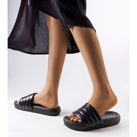 Fekete alkalmi csúszdák a Skillentől 1