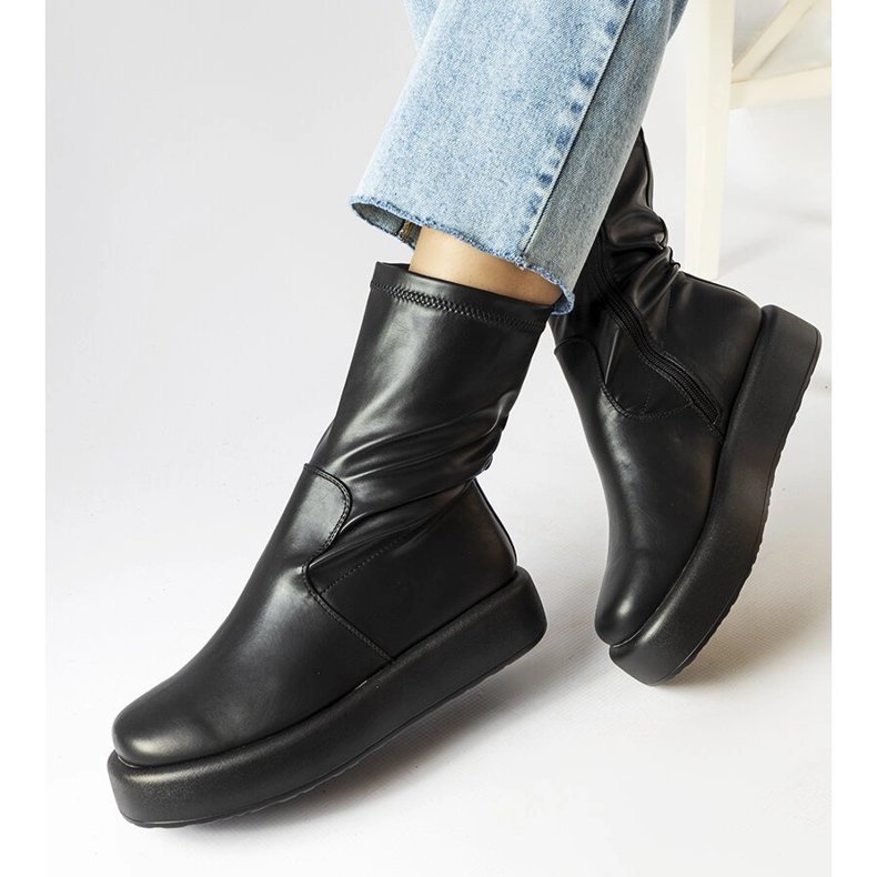 Valpantena fekete platformcsizma 1 Valpantena fekete platformcsizma 1