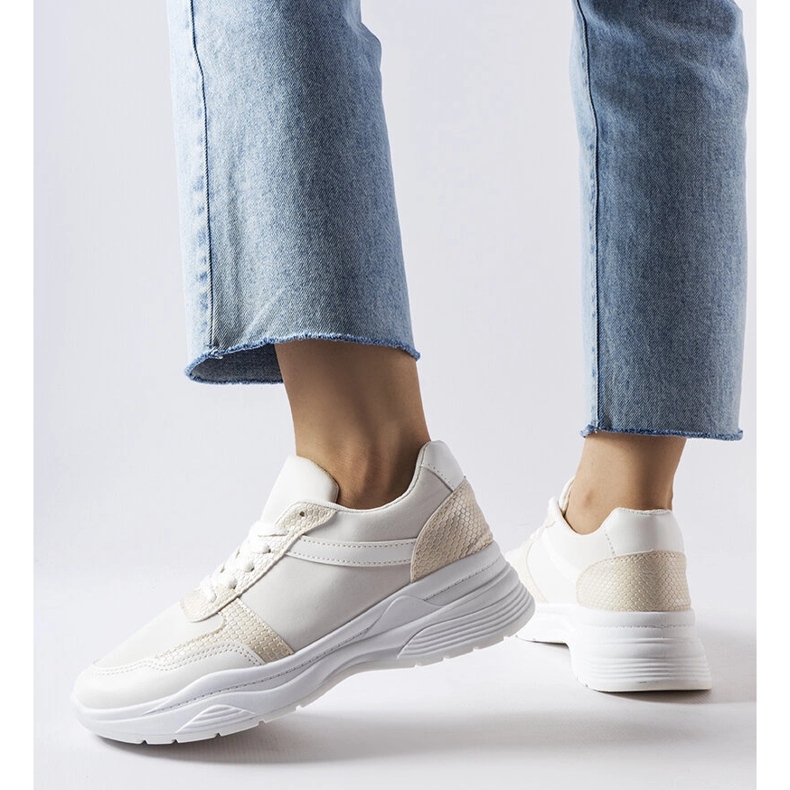 Fehér tornacipő kígyóbőrrel a Diego-tól 1 Fehér tornacipő kígyóbőrrel a Diego-tól 1