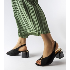 Fekete Baccarato alacsony sarkú szandál 1