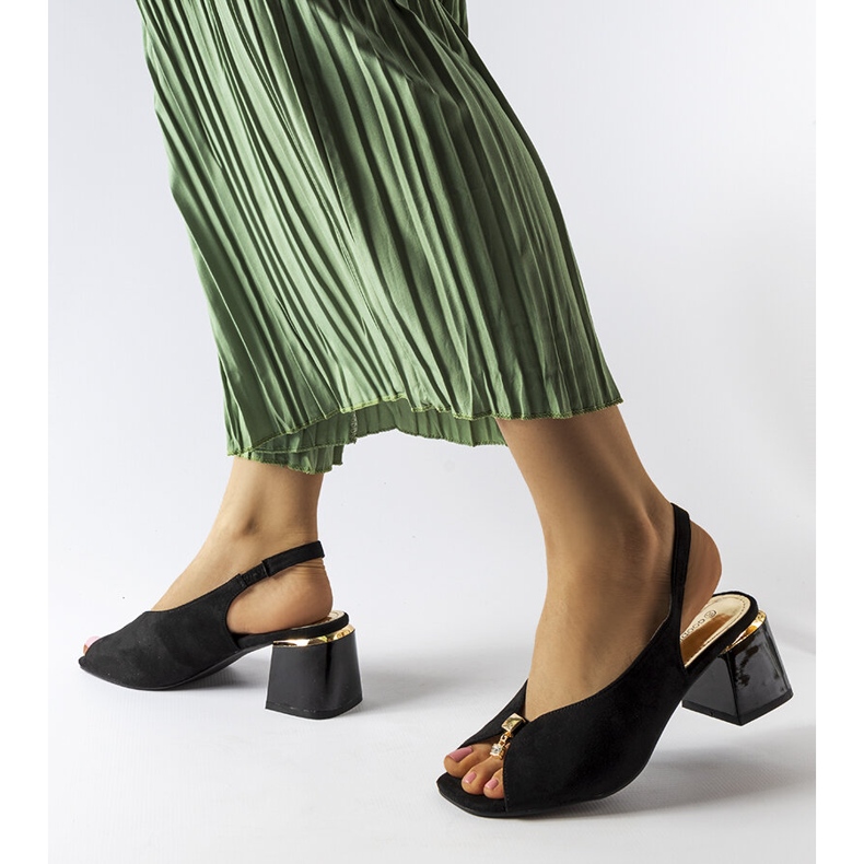 Fekete Baccarato alacsony sarkú szandál 1