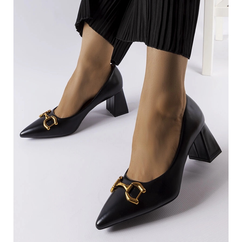 Fekete pumpák aszimmetrikus tűn 9537 Fekete 1