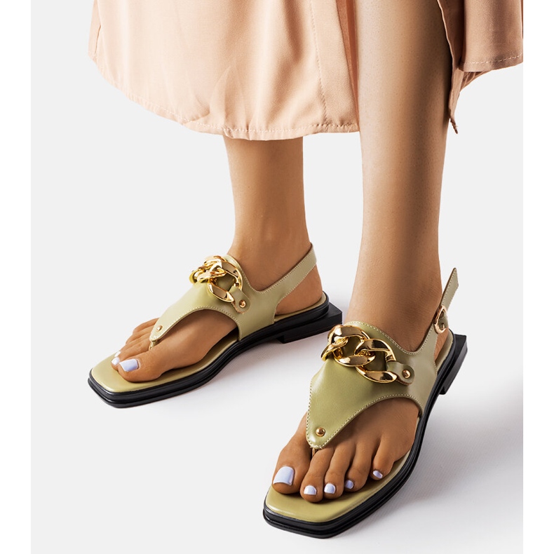 Zöld flip-flop szandál lánccal Maliból 1