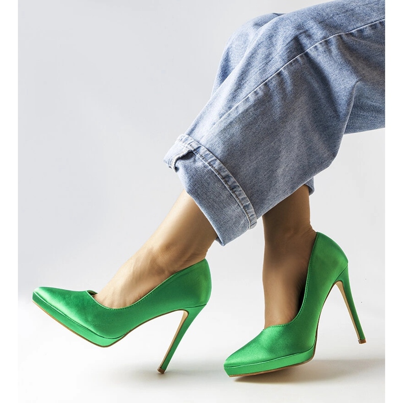 Zöld szatén pumpák a Silje-től 1