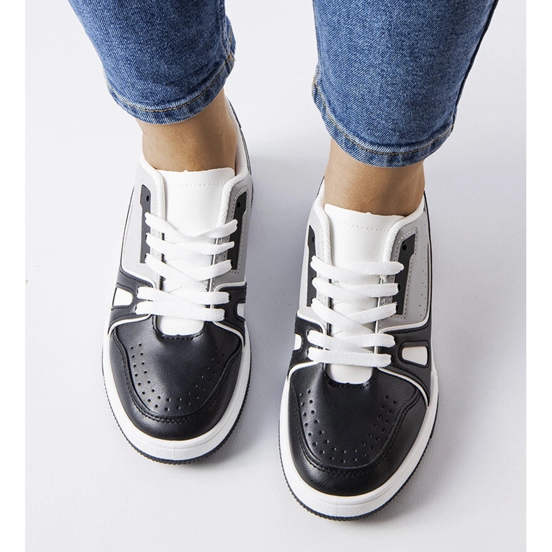 Willson fekete sportcipő 1