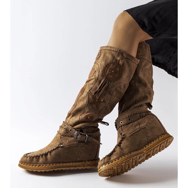 Inna Sötétbarna boho csizma a Putignano márkától 1