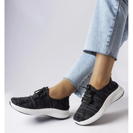 Fekete szövet tornacipő a Tommaso-tól 1