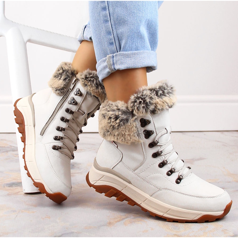 Bőr vízálló női bokacsizma gyapjú szigeteléssel, fehér Rieker W0063-80 1