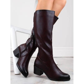 M. DASZYŃSKI Női magassarkú csizma, rugalmas szalaggal, meleg, bordó M.Daszyński SA128-36 piros 1 M. DASZYŃSKI Női magassarkú csizma, rugalmas szalaggal, meleg, bordó M.Daszyński SA128-36 piros 1