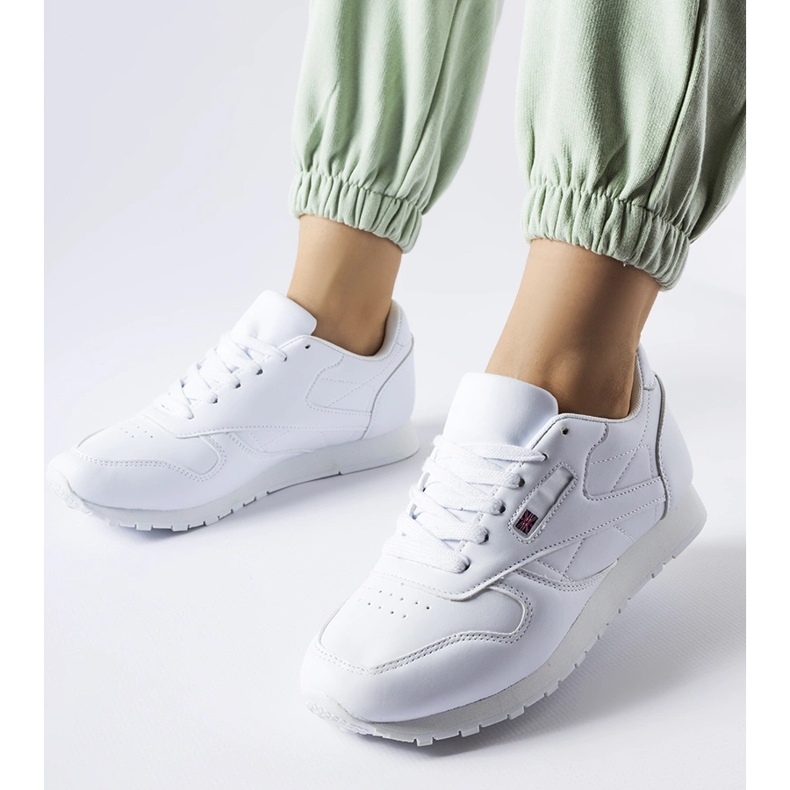 Inna Klasszikus fehér Poulsen tornacipő 1