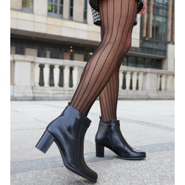 Fekete szigetelt bokacsizma Barreto strasszokkal 2