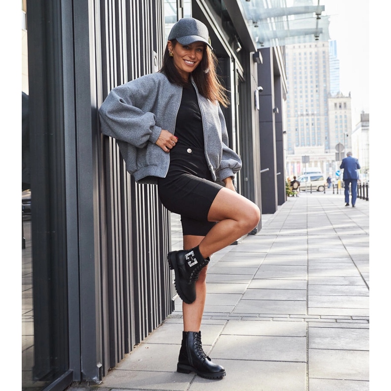 Inna Fekete munkáscipő dekoratív Guevara cirkóniákkal 1