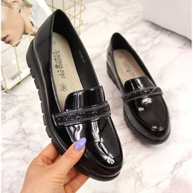 Kényelmes lakkos bebújós cipő T.Sokolski W SCA62, fekete 1