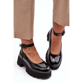 WS1 Női lakkbőr cipő alacsony sarokkal és csattal, fekete, Owena 1