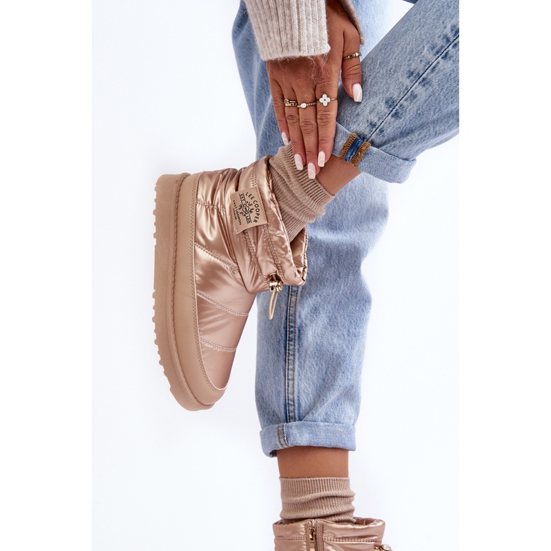 Hőszigetelt női csizma Lee Cooper LCJ-23-44-1965L bézs aranysárga 2