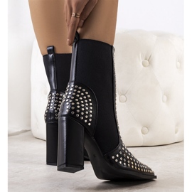 Raina fekete magas sarkú bokacsizma 2