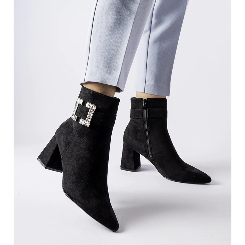 Fekete bokacsizma Alfero strasszokkal 1