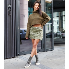 Nicla varrással díszített zöld csizma 1 Nicla varrással díszített zöld csizma 1