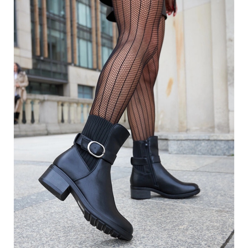 Fekete bokacsizma, dekoratív Archuleta csattal 2