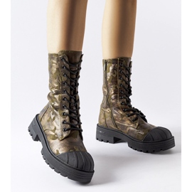 Zöld szigetelt Cardinale terepmunkások 1