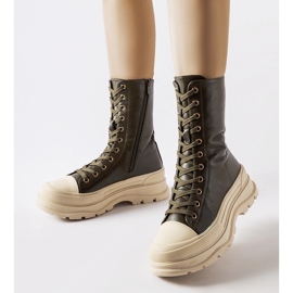 Giselda sötétzöld cipő vastag talppal 1