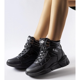 Fekete Lee Cooper LCJ-23-44-1984L csizma 1