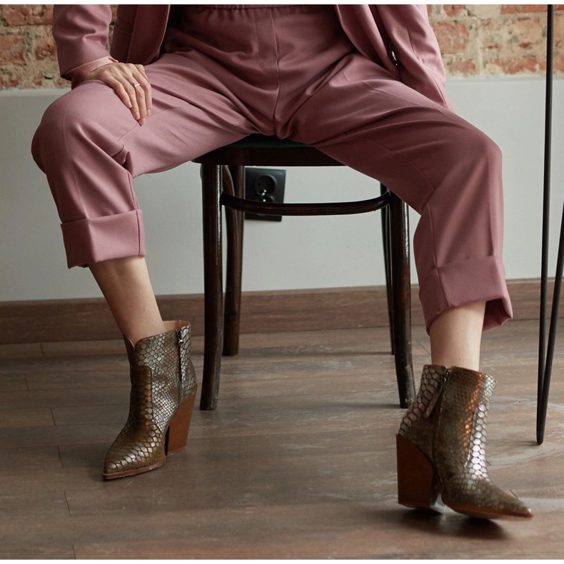 Marco Shoes Női cowboycsizma természetes bőrből ezüst 1