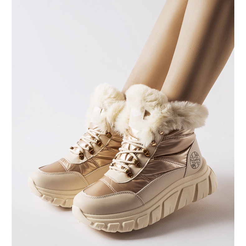 Arany hócsizma Lee Cooper LCJ-23-44-1953L aranysárga 1