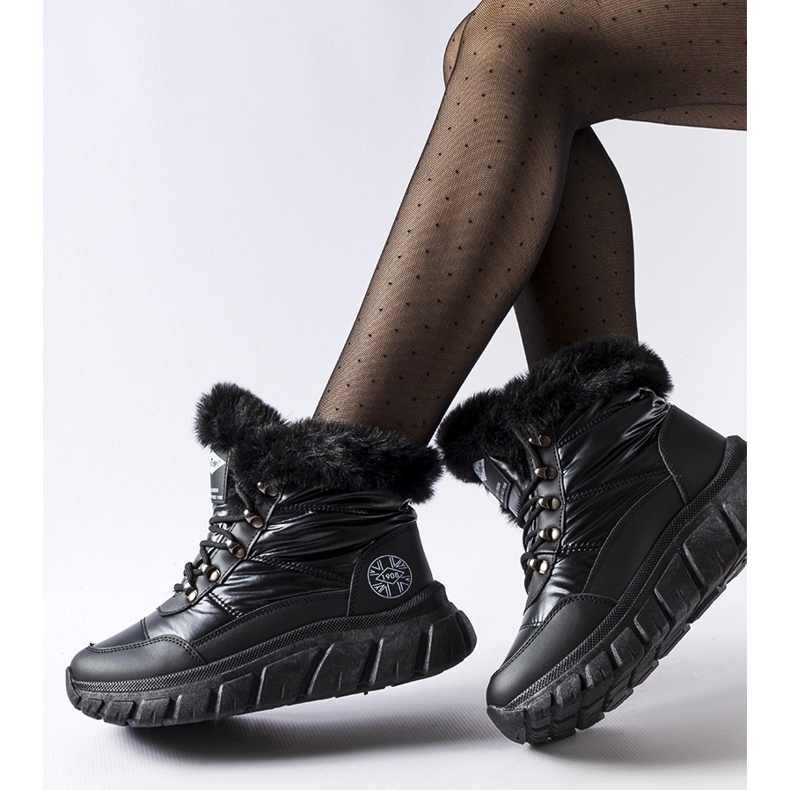 Fekete Lee Cooper LCJ-23-44-1955L hócsizma 1