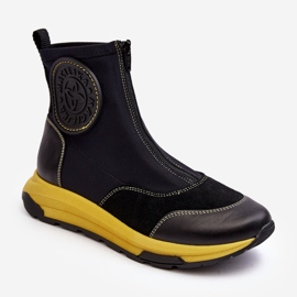 Női bőr bokacsizma cipzárral Maciejka 06297-01 fekete 1