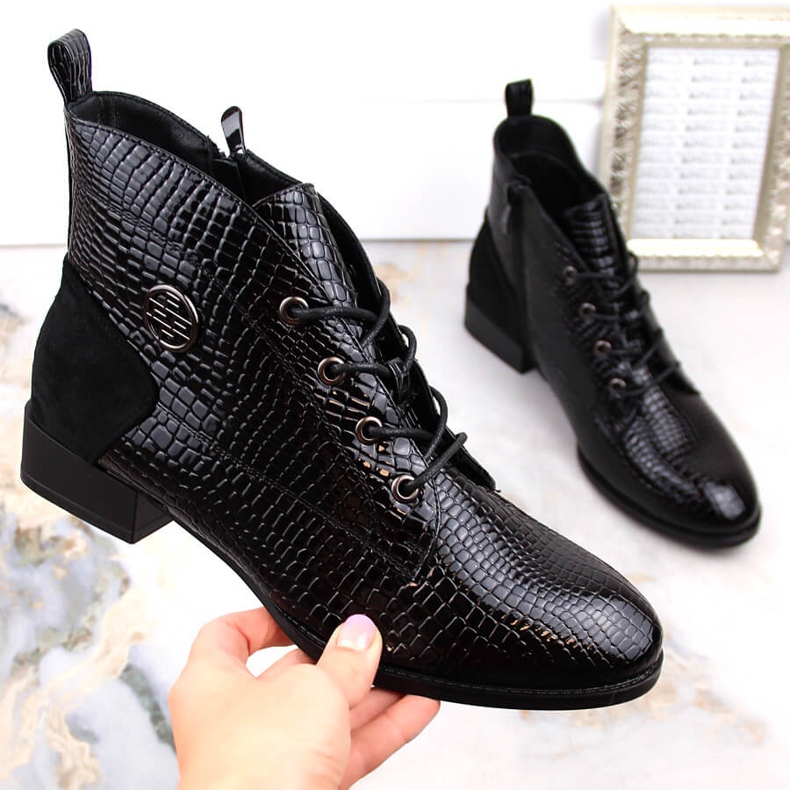 Női lakkbőr csizma, szigetelt fekete, Filippo DBT4824 1 Női lakkbőr csizma, szigetelt fekete, Filippo DBT4824 1