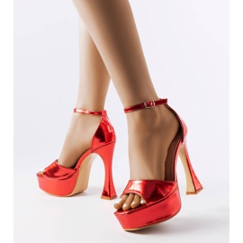 Piros lakk magas szandál Illinoisból 1
