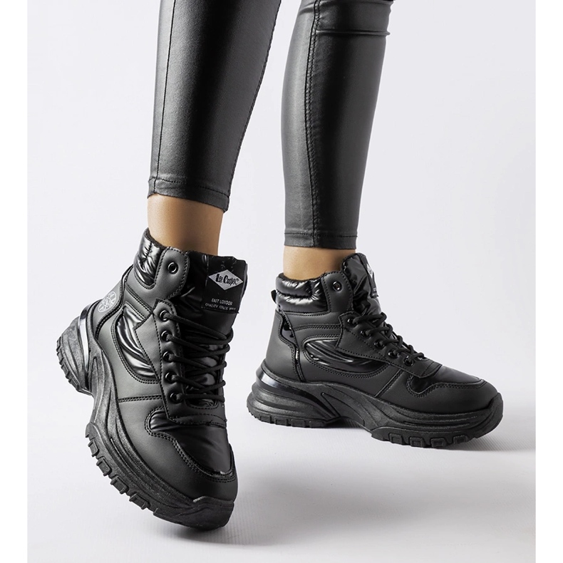 Fekete Lee Cooper LCJ-23-44-1973L csizma 1