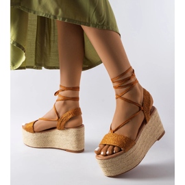 Barna espadrillák a Silvetta platformon 2