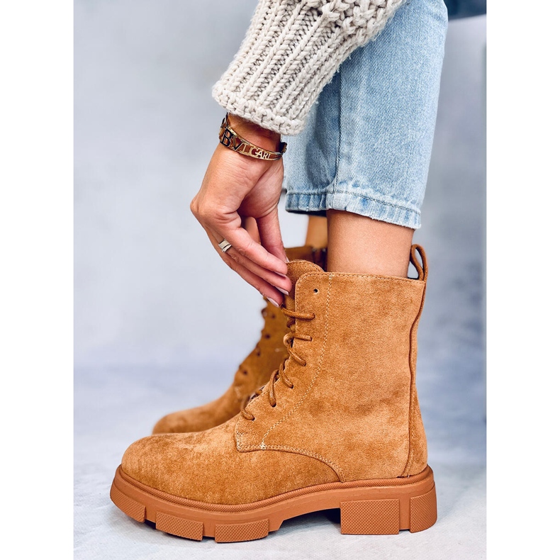 Zoe Camel fűzős munkások barna 1