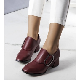 PA1 Gesztenyebarna sarokpumpák az Ailanitól piros 1