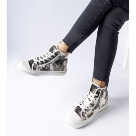 Inna Turistico fekete distressed tornacipő 1