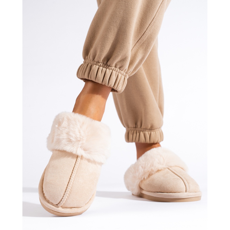 Bézs színű női papucs Shelovet 1