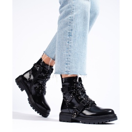 SHELOVET Lakkozott fekete női munkások 1