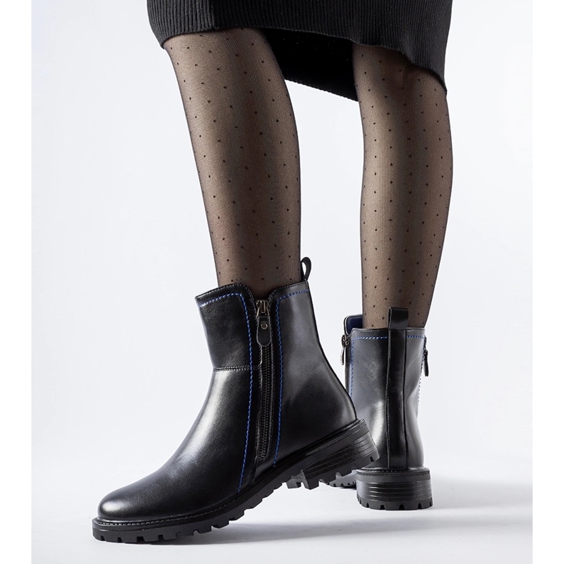 Fekete bokacsizma dekoratív kék Nereo szállal 1